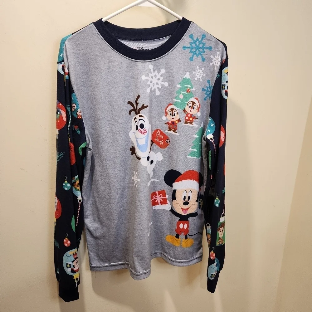 Disney 100 Aniversary Mickey Christian Pajama top size M
